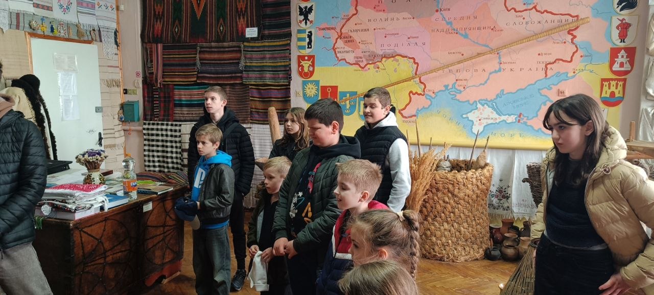 Фото 28 з життя гімназії Елея
